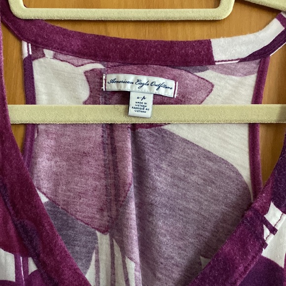 American Eagle flowered tank - Picture 2 of 3